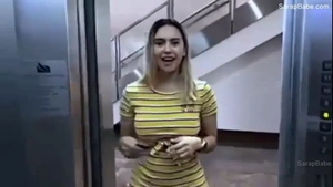 Kantot babaeng nakilala sa elevator big ass girl